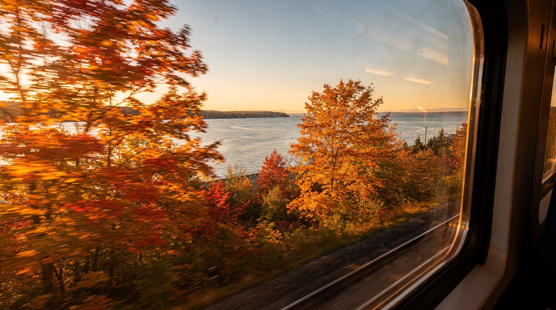 Prendre Via Rail de Montréal à Québec : l'expérience honnête — 3 heures de la Gare Centrale à la Gare du Palais. Économique vs Affaires, le WiF