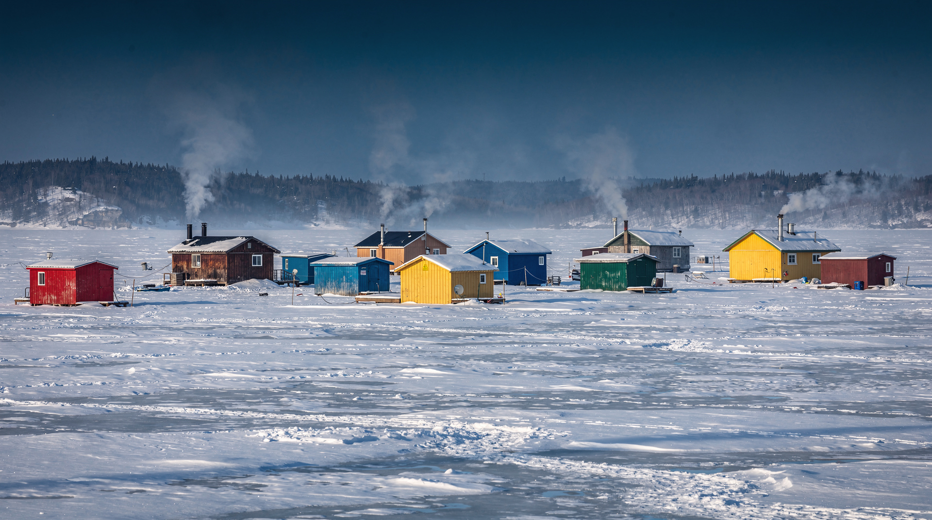 Pesca en hielo en Québec: dónde ir y qué saber — Pesca en hielo en Québec: mejores lagos y ríos, especies objetivo (perchaude, do