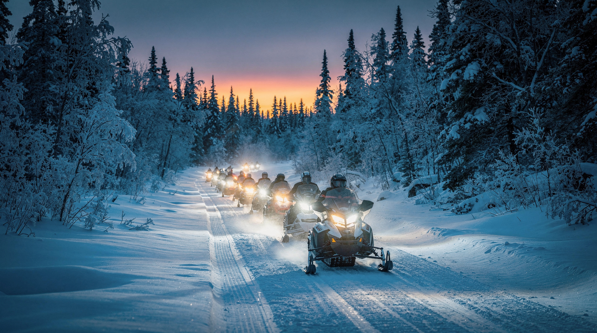 Snowmobile (motoneige) tours in Québec: complete guide